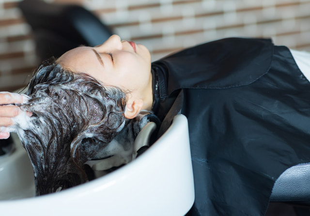 美容師が教える、髪の悩み別おすすめシャンプー