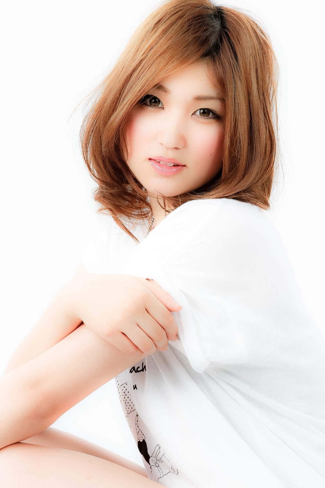 顔まわりを包むボブ
